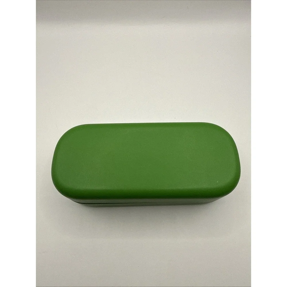 Authentic Kate Spade Eyeglass Case Green/Black with new cleaning cloth BRAND NEW